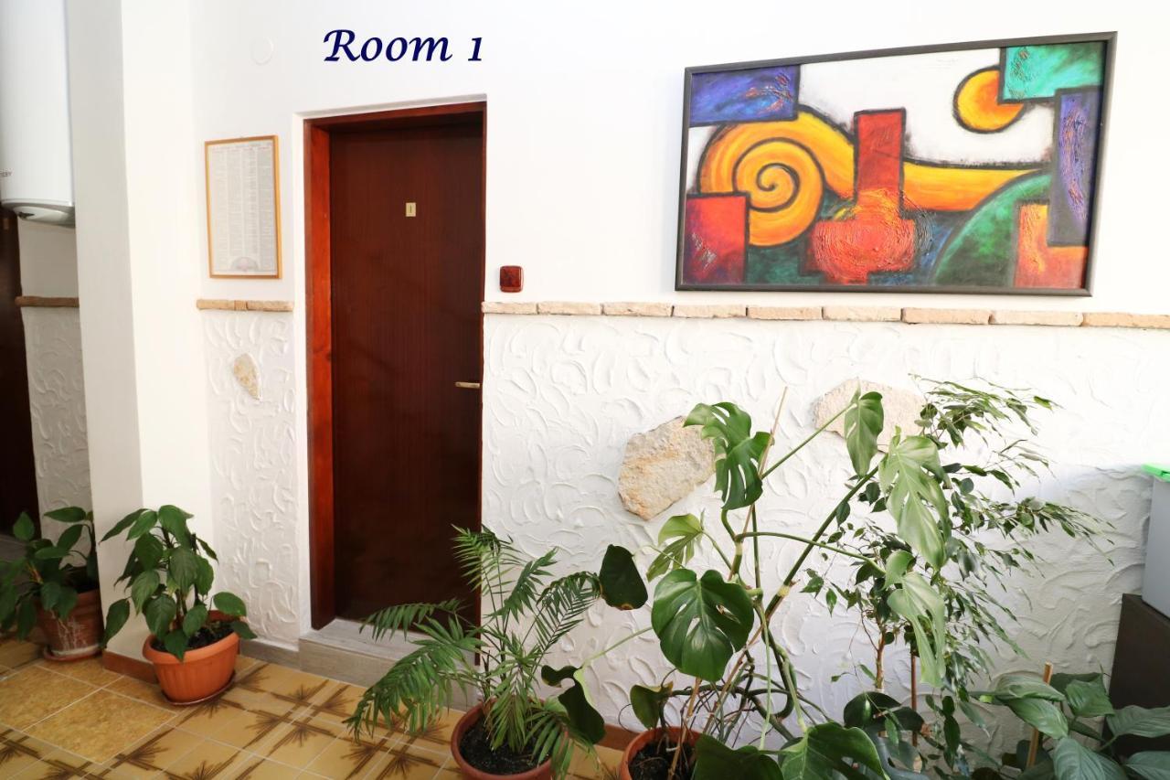 Old Town Rooms And Apartment Poreč Kültér fotó