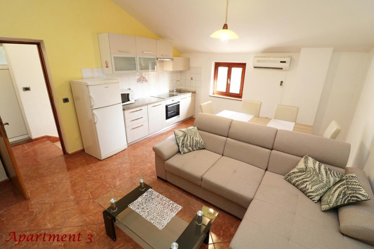Old Town Rooms And Apartment Poreč Kültér fotó